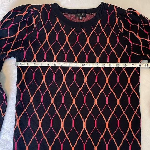 Fate black sweater with pink and orange graphic design - Picture 2 of 9